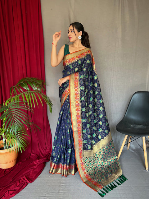 Kutch Patola Silk Woven Saree Navy Blue Clothsvilla Main image