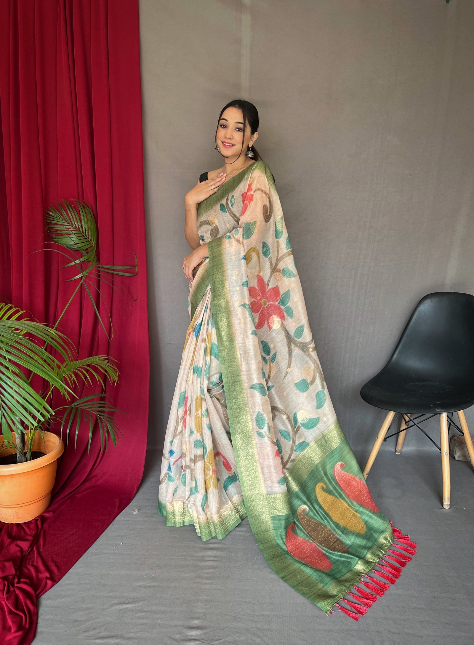 Green Saree in Pure Chanderi Banarasi Silk Clothsvilla