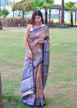 Load image into Gallery viewer, Linen Contrast Woven Saree Oyster Brown Clothsvilla