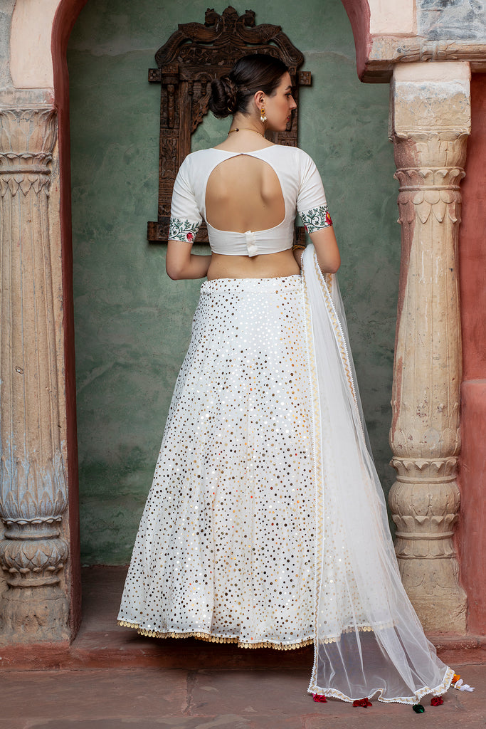 Buy Zoon Ivory Satin Organza Aari Placement Embroidered Lehenga Set Online  | Aza Fashions | Indian wedding outfits, Indian fashion dresses, Indian  outfits lehenga