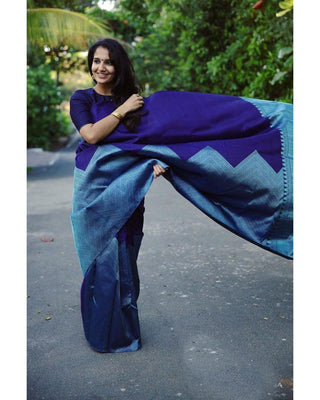 Symmetrical Blue Soft Silk Saree With Dalliance Blouse Piece KP