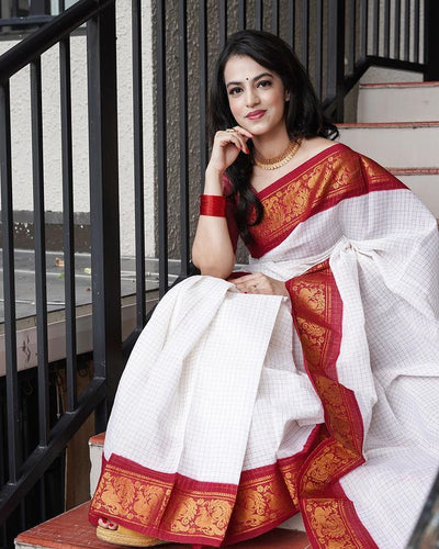 Adorable Off White Soft Banarasi Silk Saree With Majesty Blouse Piece KP