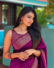 Load image into Gallery viewer, Adorning Purple Soft Silk Saree With Gratifying Blouse Piece Shriji