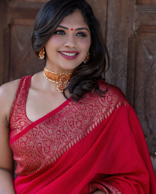Adorning Red Soft Silk Saree With Unequalled Blouse Piece Shriji