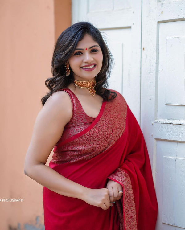 Adorning Red Soft Silk Saree With Unequalled Blouse Piece Shriji