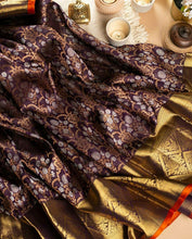 Load image into Gallery viewer, Tempting Wine Soft Banarasi Silk Saree With Luxuriant Blouse Piece KP