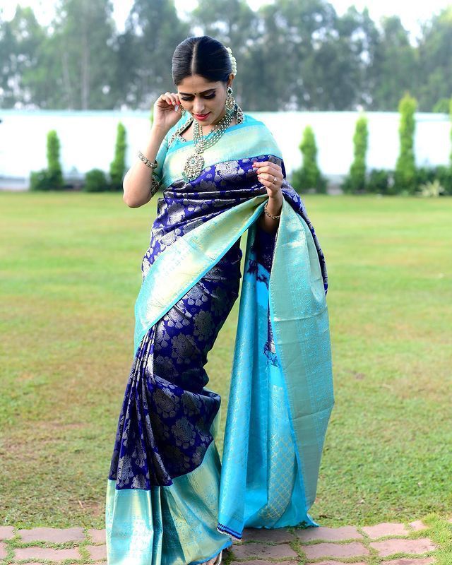 Extraordinary Blue Soft Banarsi Silk Saree With Glorious Blouse Piece KP