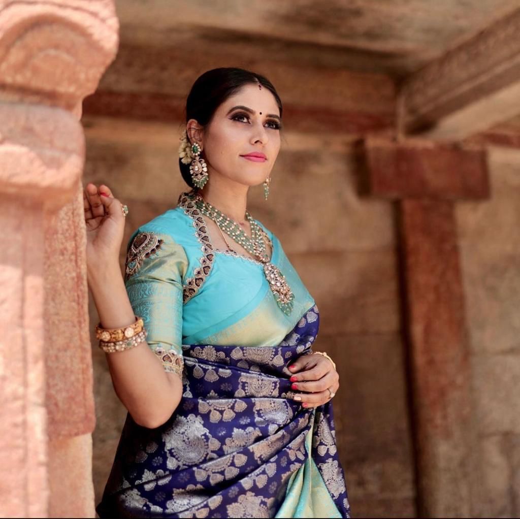 Extraordinary Blue Soft Banarsi Silk Saree With Glorious Blouse Piece KP