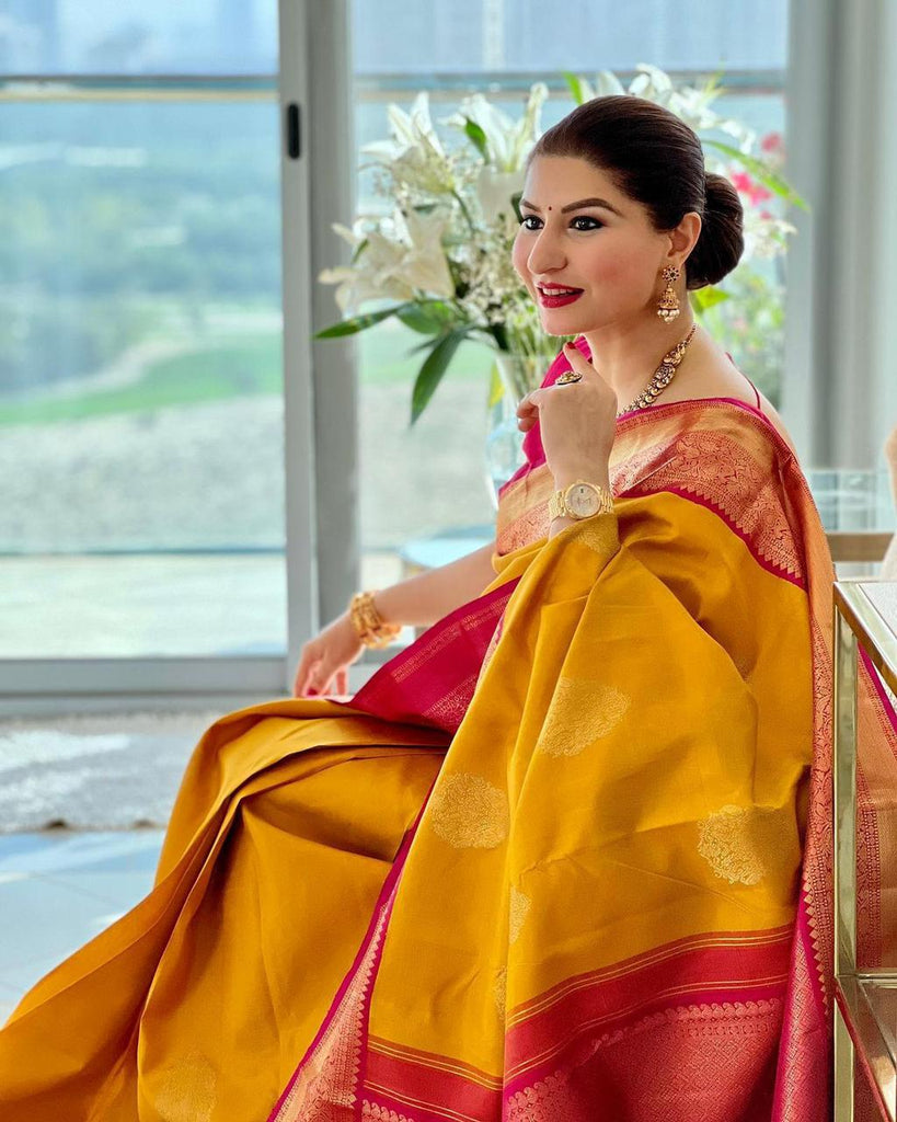 Nalli - The alluring shade of yellow soft silk saree complemented by  contrast pink zari border looks marvellous. Shop Now at  https://bit.ly/yellowsoftsilksaree64434 . . . . . #Nalli #nallisilk #saree # sarees #tussar #