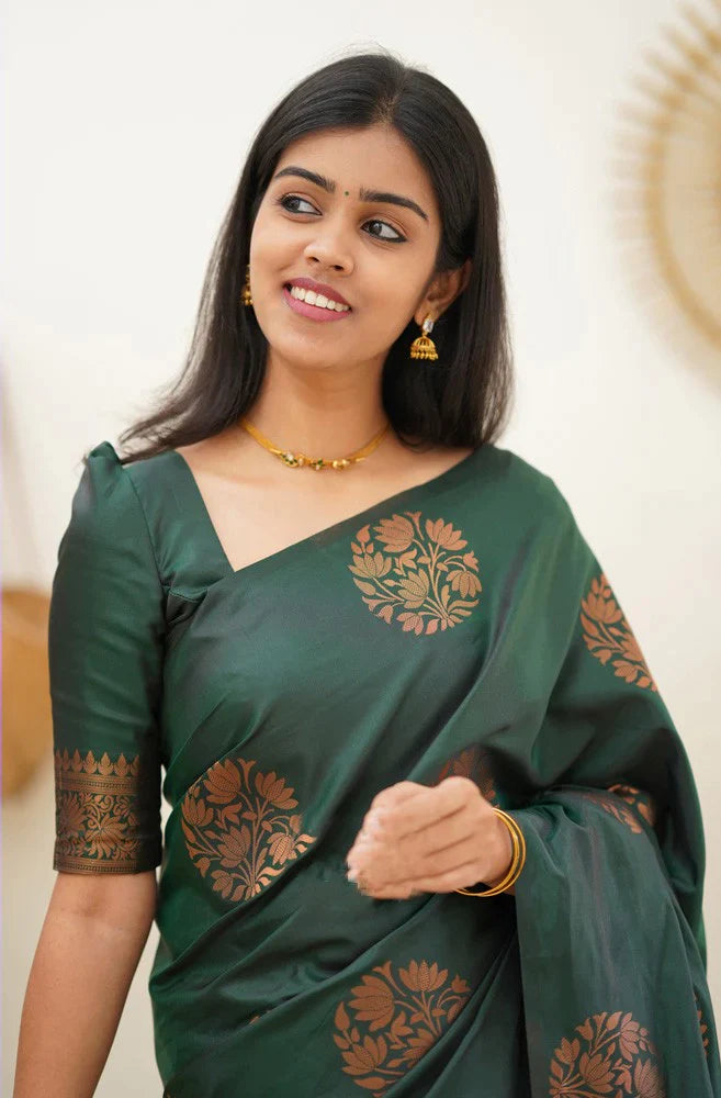 Seraglio Dark Green Soft Silk Saree With Enchanting Blouse Piece Secondary image