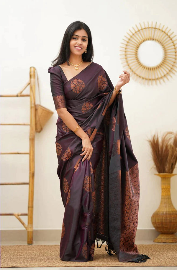 Chatoyant Purple Soft Silk Saree With Scrumptious Blouse Piece KP