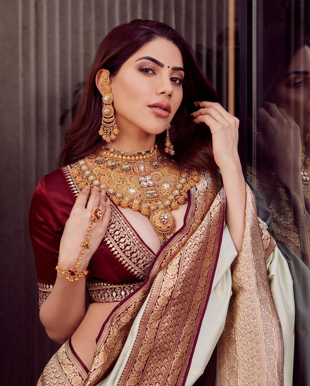 Refreshing Grey Soft Silk Saree With Skinny Blouse Piece KP