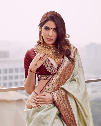 Refreshing Grey Soft Silk Saree With Skinny Blouse Piece KP