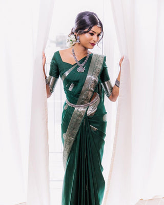 Sizzling Dark Green Soft Banarasi Silk Saree With Beautiful Blouse Piece KP