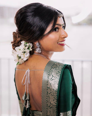 Sizzling Dark Green Soft Banarasi Silk Saree With Beautiful Blouse Piece KP