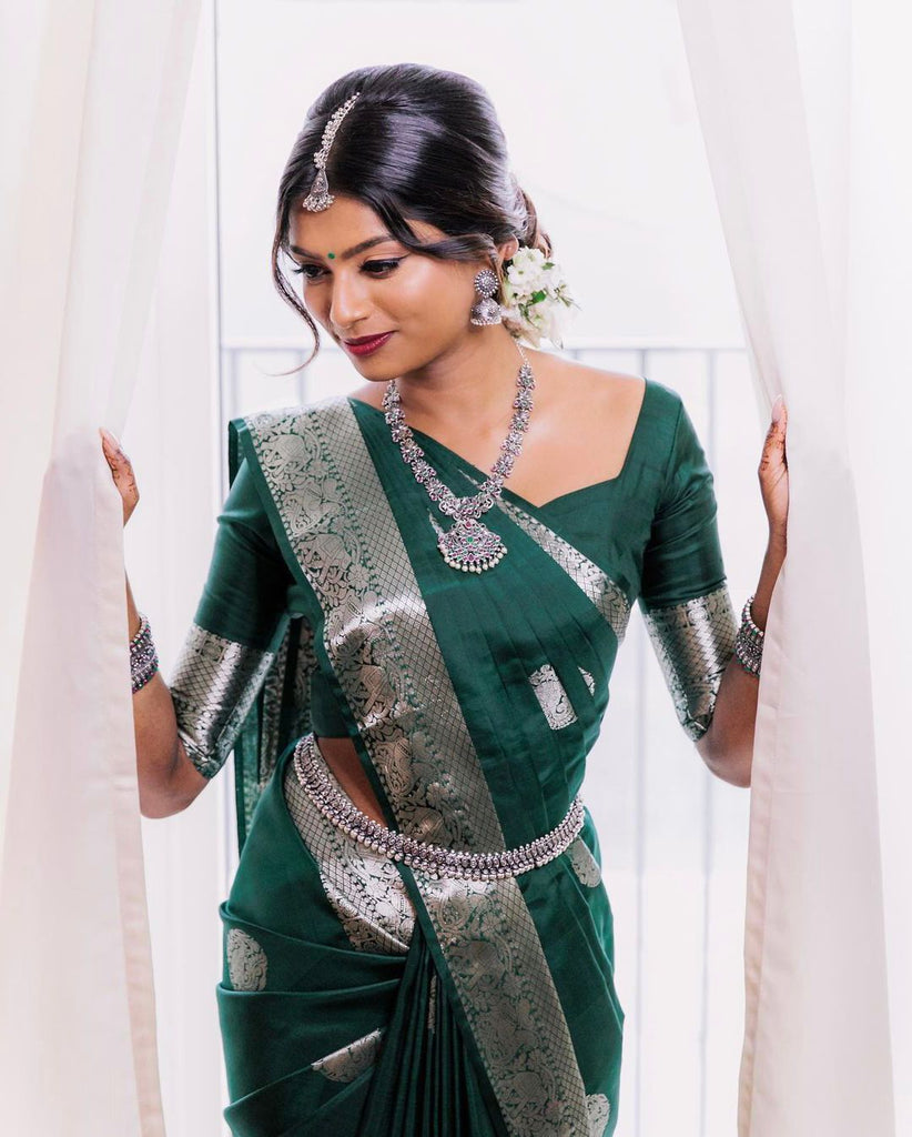 Sizzling Dark Green Soft Banarasi Silk Saree With Beautiful Blouse Piece KP