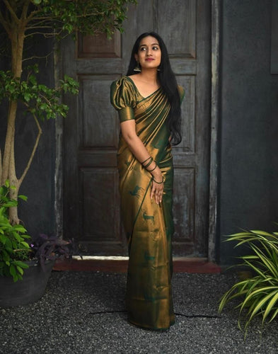 Luxuriant Dark Green Soft Silk Saree With Comely Blouse Piece KP