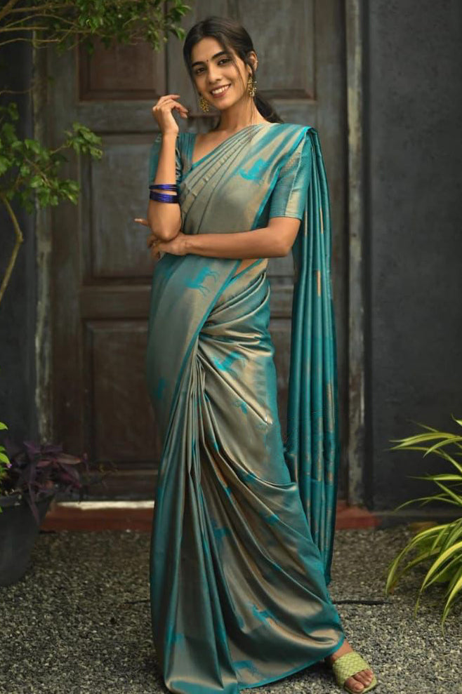 Buy Latest Ethnic Wear Online at Best Prices | Designer Sarees, Dress  Materials & Kurtis - Nishalika