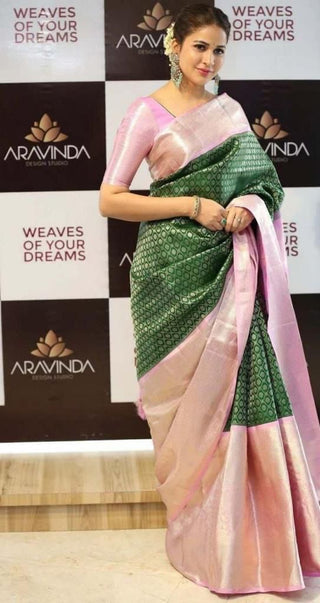 Elaborate Dark Green Soft Silk Saree With Redolent Blouse Piece KP