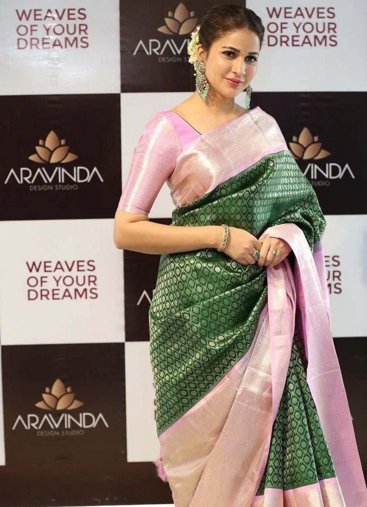 Elaborate Dark Green Soft Silk Saree With Redolent Blouse Piece KP Main image