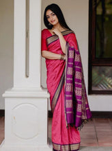 Load image into Gallery viewer, Snazzy Pink Soft Banarasi Silk Saree With Luxuriant Blouse Piece KP