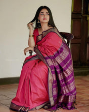 Load image into Gallery viewer, Snazzy Pink Soft Banarasi Silk Saree With Luxuriant Blouse Piece KP