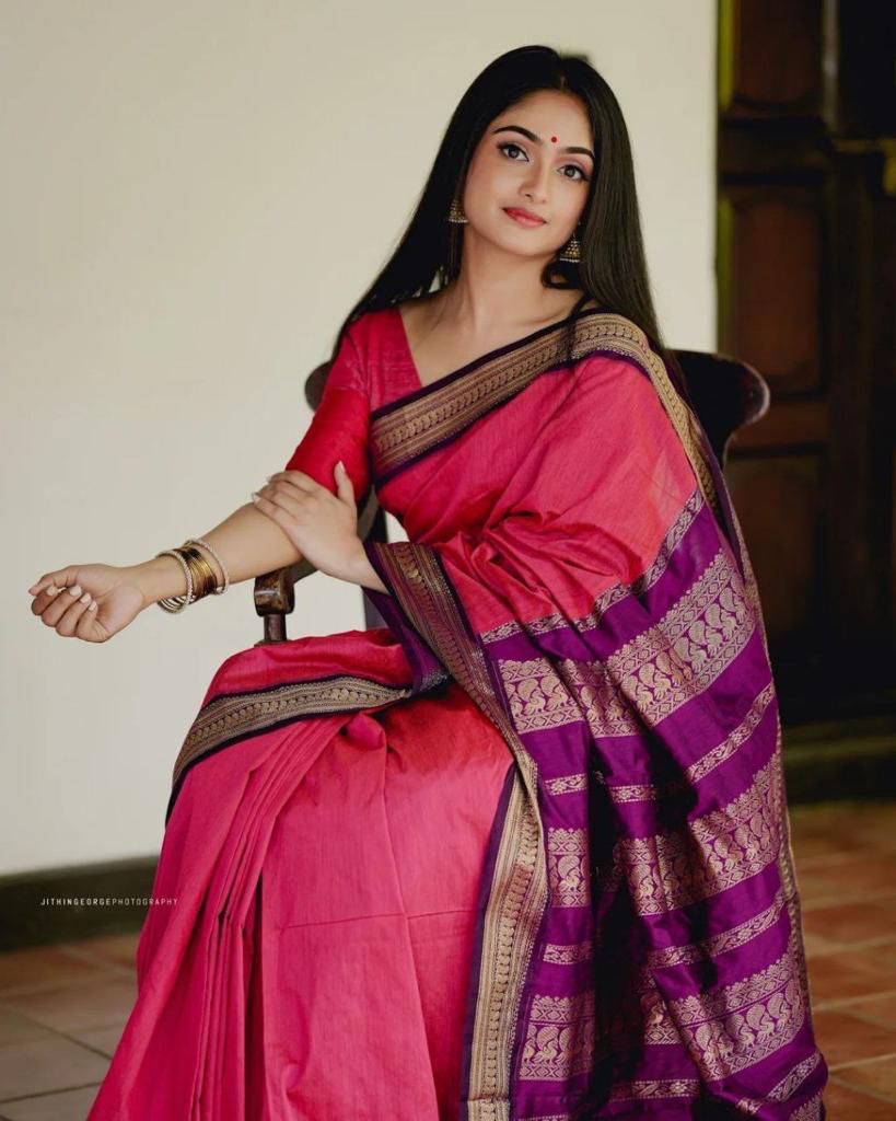 Snazzy Pink Soft Banarasi Silk Saree With Luxuriant Blouse Piece KP