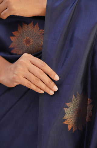 Amazing Navy Blue Soft Silk Saree With Energetic Blouse Piece KP