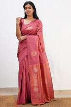 Load image into Gallery viewer, Mesmerising Pink Soft Silk Saree With Skinny Blouse Piece KP