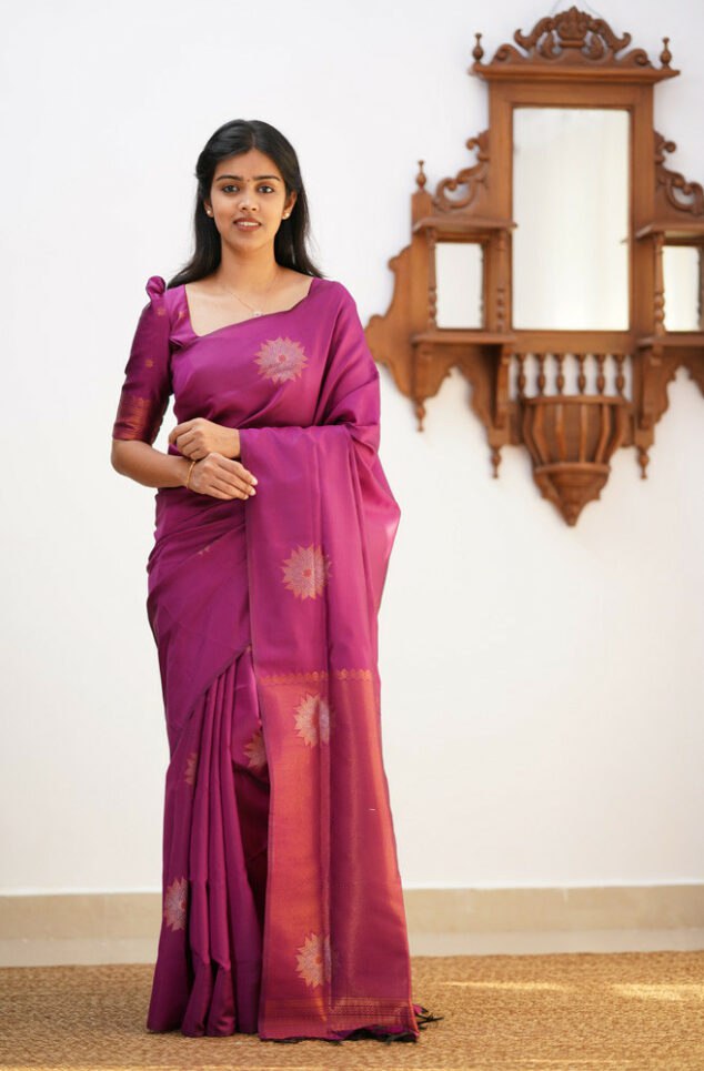 Invaluable Purple Soft Silk Saree With Unique Blouse Piece KP