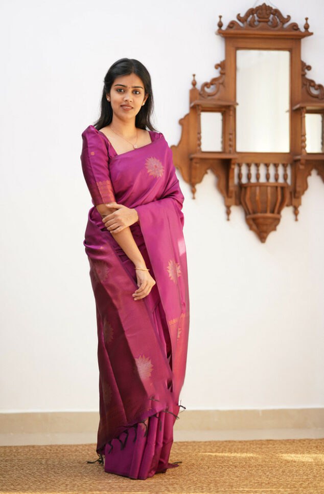 Invaluable Purple Soft Silk Saree With Unique Blouse Piece KP
