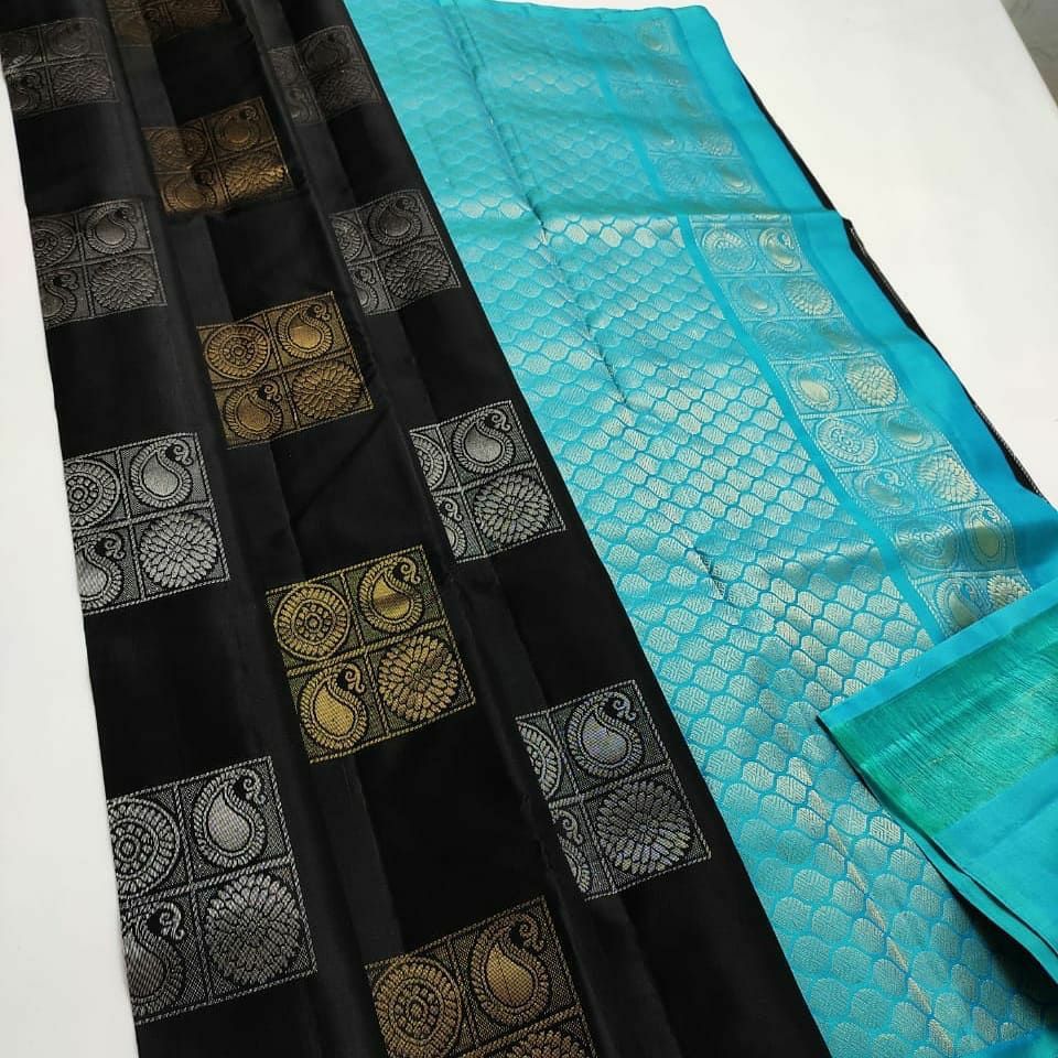 Gratifying Black Soft Silk Saree With Fantabulous Blouse Piece KP Main image