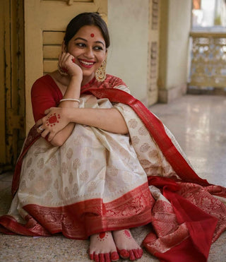 Splendorous Beige Soft Banarasi Silk Saree With Bucolic Blouse Piece KPR