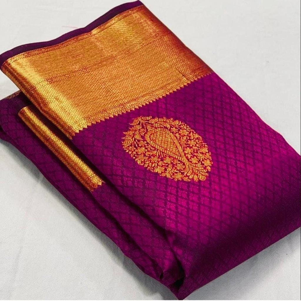 Susurrous Magenta Soft Banarasi Silk Saree With Lissome Blouse Piece KPR