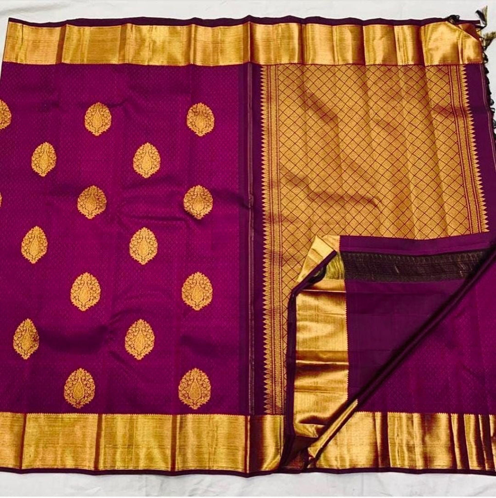 Susurrous Magenta Soft Banarasi Silk Saree With Lissome Blouse Piece KPR