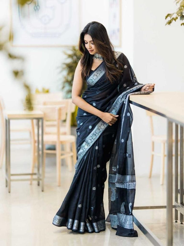 Arresting Black Soft Silk Saree With Artistic Blouse Piece KPR