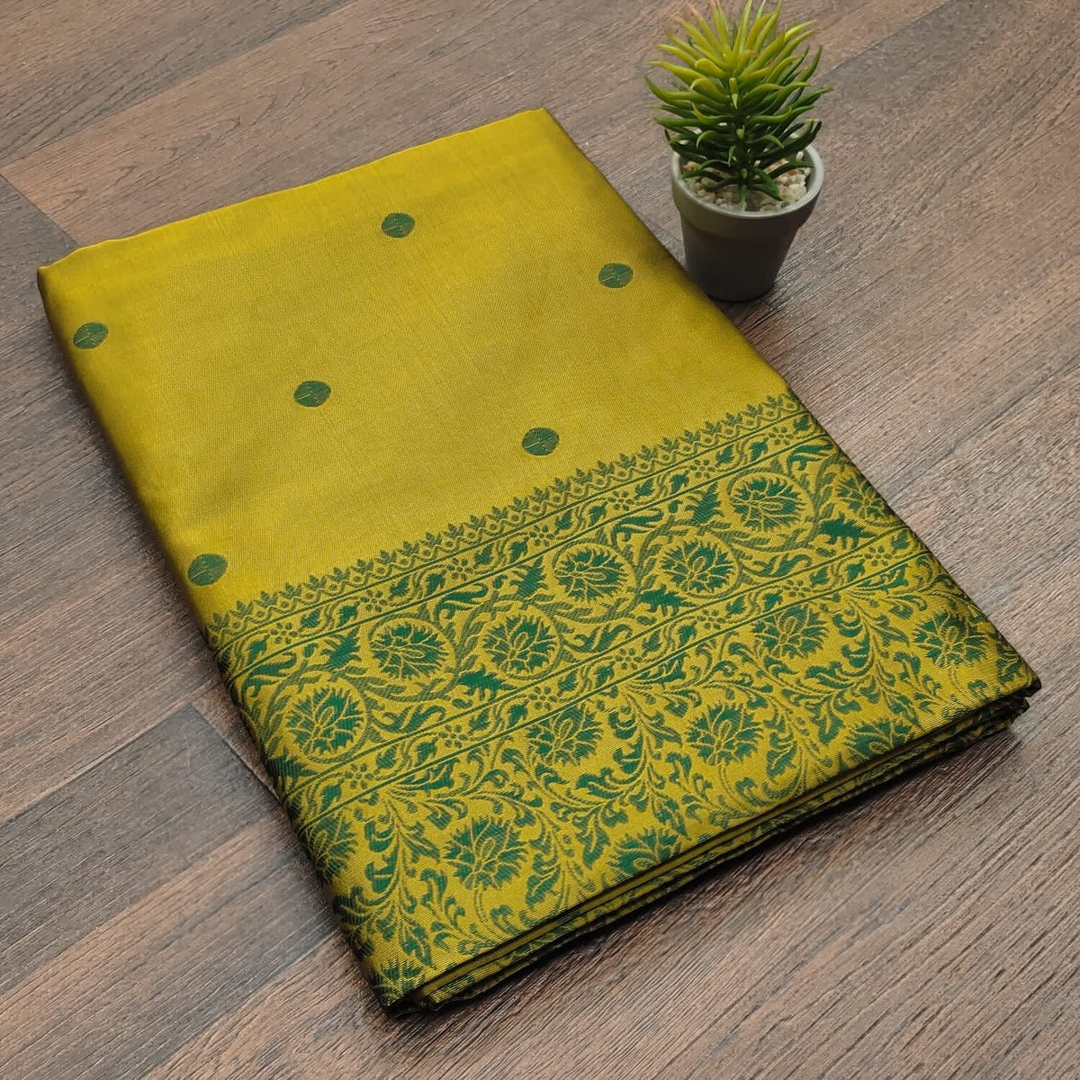 Amiable Mehandi Soft Silk Saree With Inspiring Blouse Piece KPR Main image