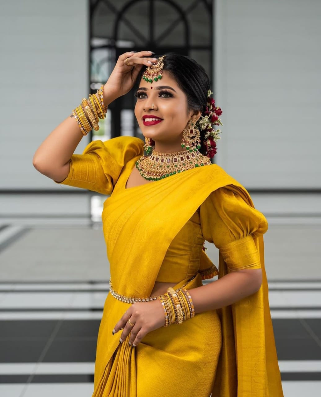 Bewitching Yellow Soft Silk Saree with Energetic Blouse Piece KPR