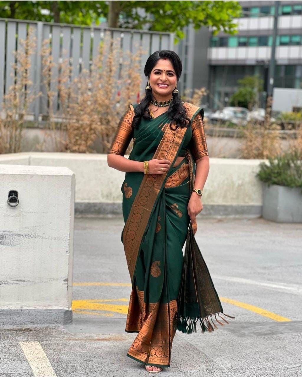 Seraglio Green Soft Silk Saree With Gorgeous Blouse Piece KPR