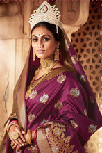 Load image into Gallery viewer, Wine Banarasi Silk Saree With Zari Weaving Work Clothsvilla