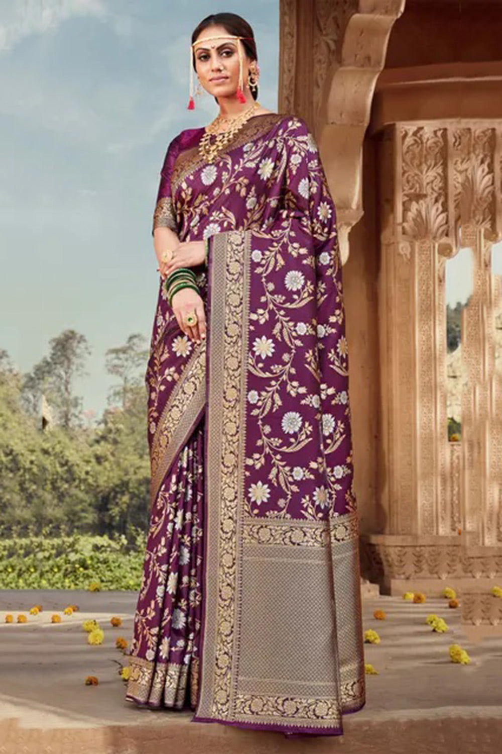 Purple Banarasi Silk Saree With Zari Weaving Work Clothsvilla Main image