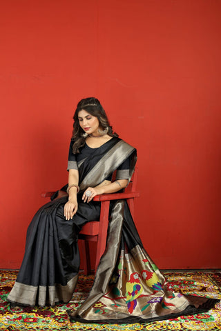 Felicitous Black Paithani Silk Saree With Marvellous Blouse Piece Manzar-Paithani Silk