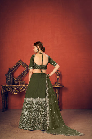 Mehendi Ceremony Lehenga | Reception And Wedding Lahanga For Girls And Women Heavy Embroidered Party Wear Lahanga For Bridesmaids And Bride ClothsVilla