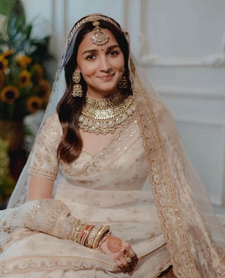 Off-White Half Sleeves Organza Silk Saree Clothsvilla