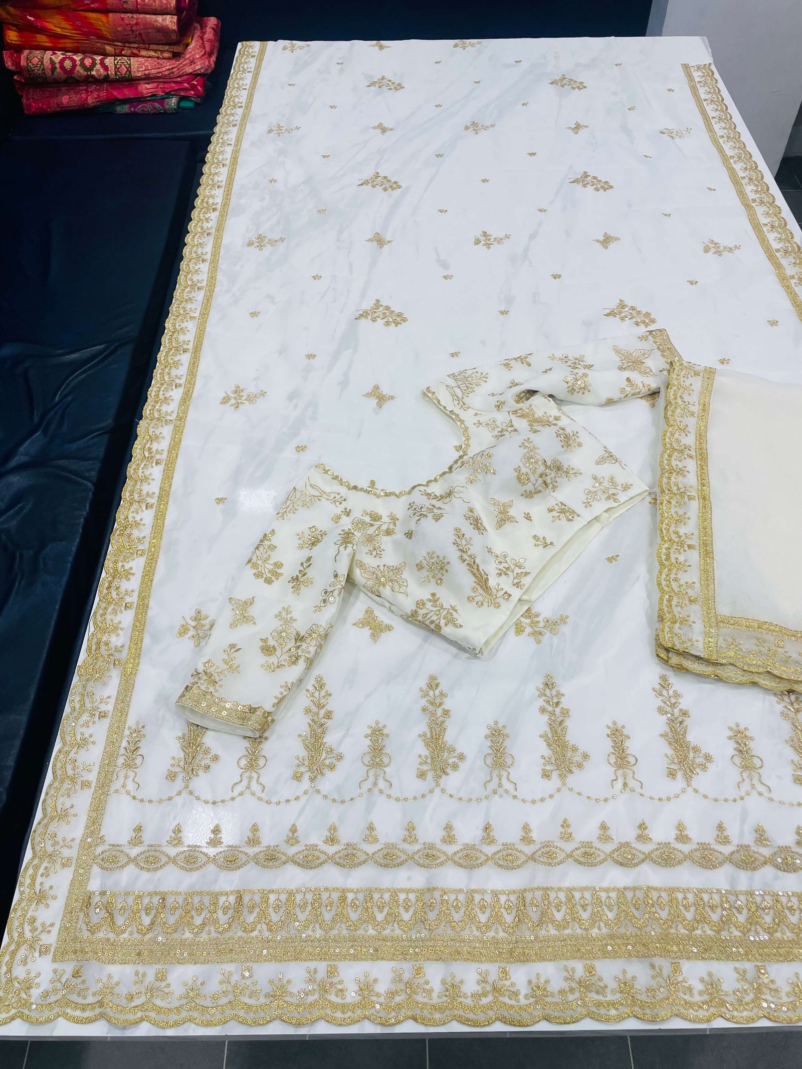 Off-White Half Sleeves Organza Silk Saree Clothsvilla