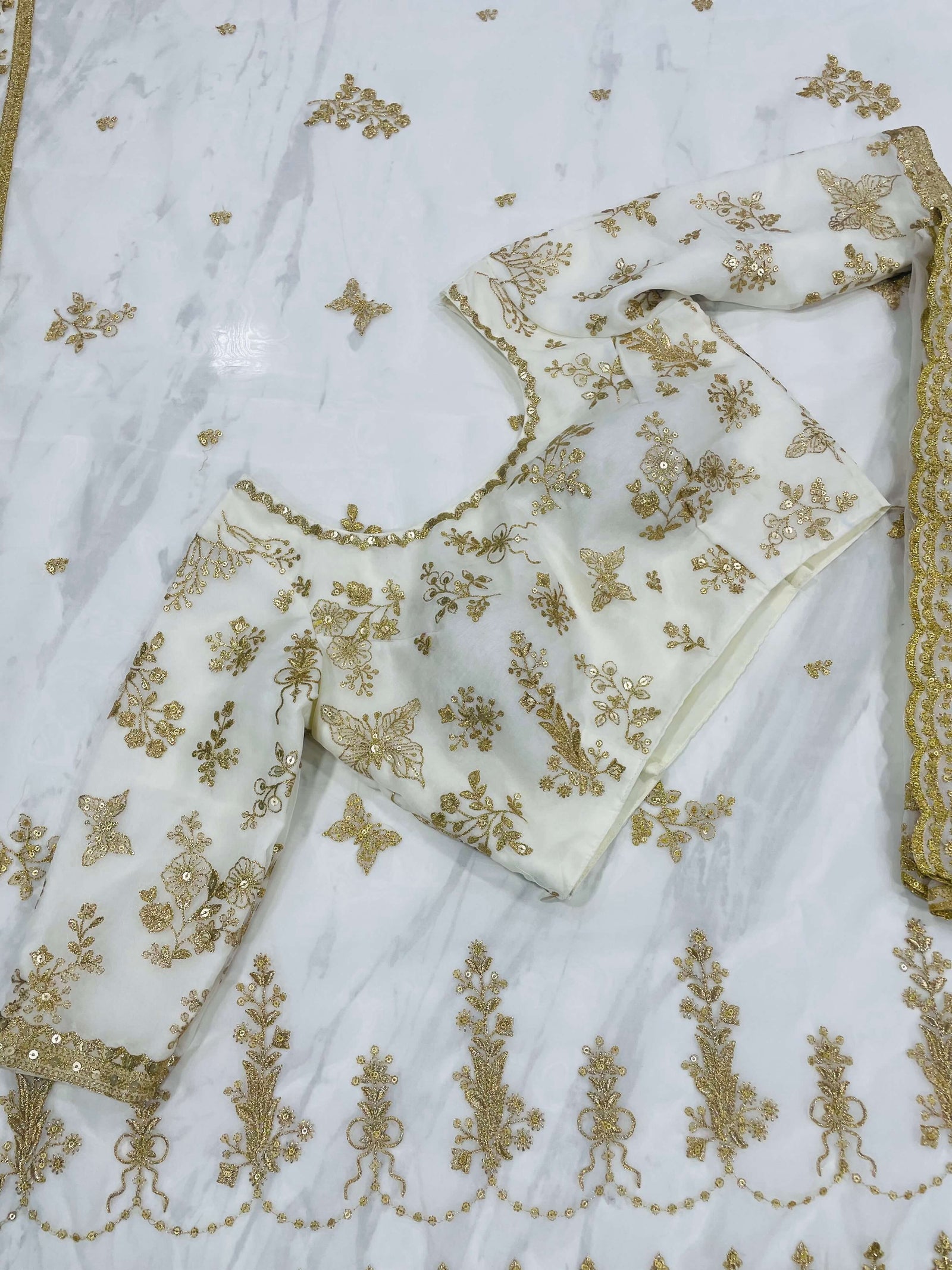 Off-White Half Sleeves Organza Silk Saree Clothsvilla