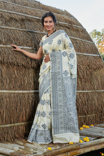 Off White Weaving Banarasi Silk Festival Wear Saree ClothsVilla
