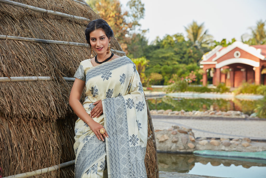 Off White Weaving Banarasi Silk Festival Wear Saree ClothsVilla