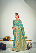 Load image into Gallery viewer, Ravishing Green Banarasi Silk Wedding Wear Saree ClothsVilla