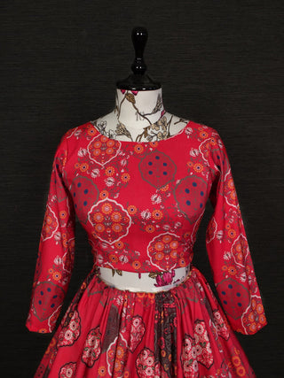 Red Color Vaishali Silk Lehengha Choli With Muslin Silk Dupatta Clothsvilla
